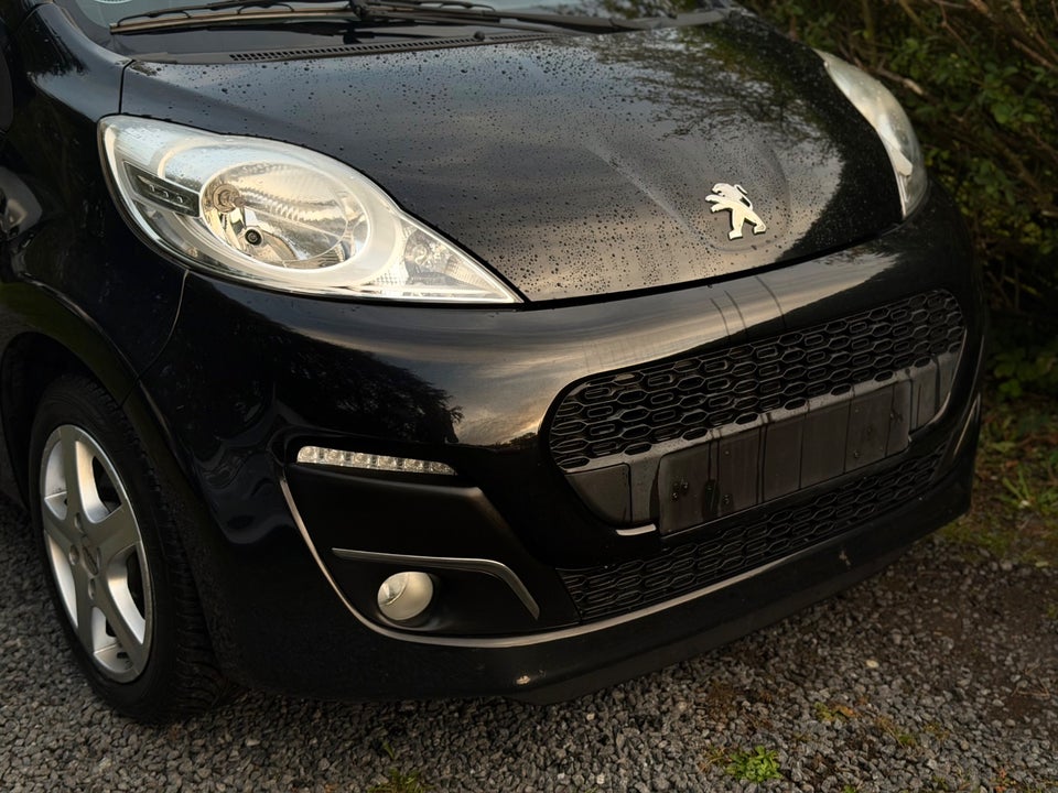 Peugeot 107 1,0 Sportium 5d