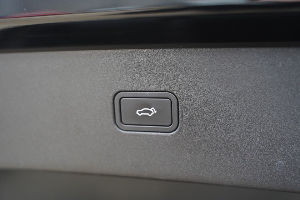 Volvo EX30 Twin Performance Plus 5d