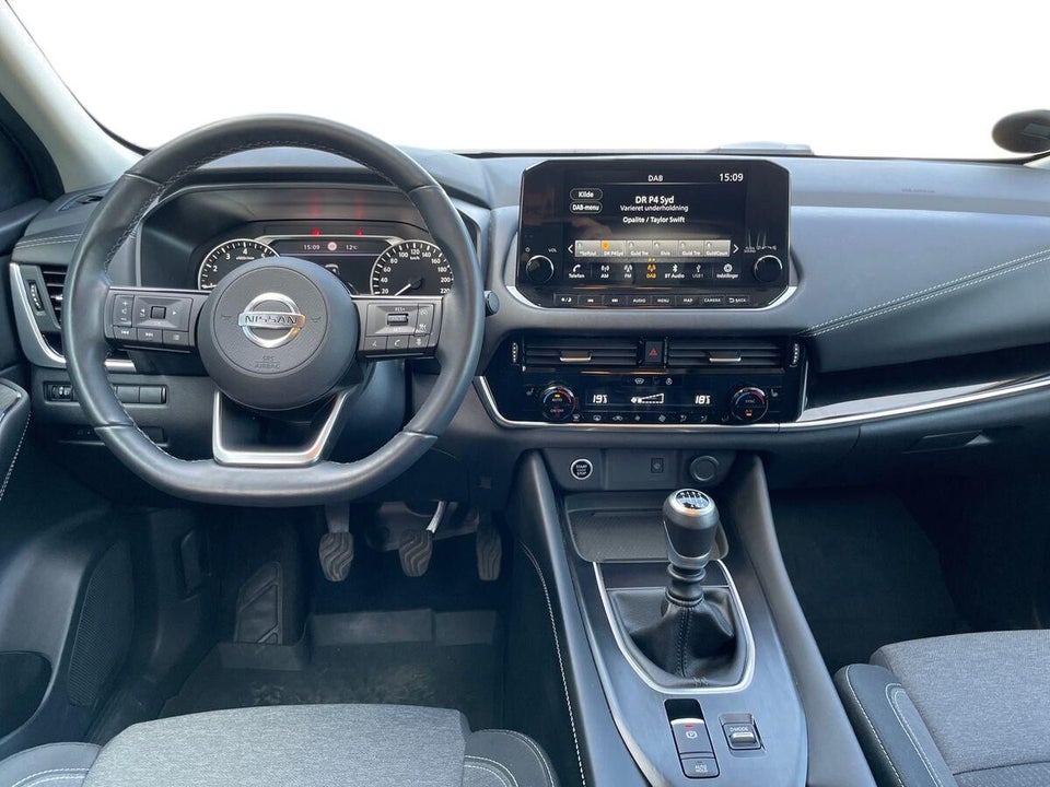Nissan Qashqai 1,3 mHEV N-Connecta 5d