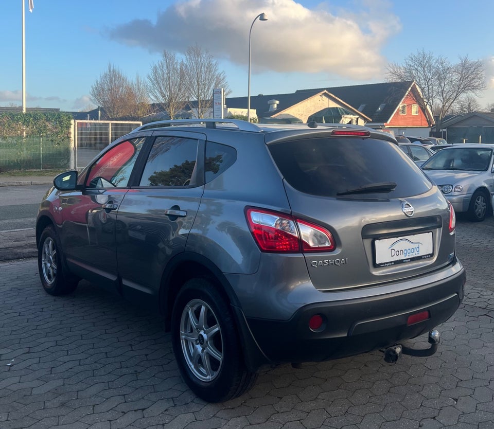 Nissan Qashqai 1,5 dCi 110 Tekna 5d