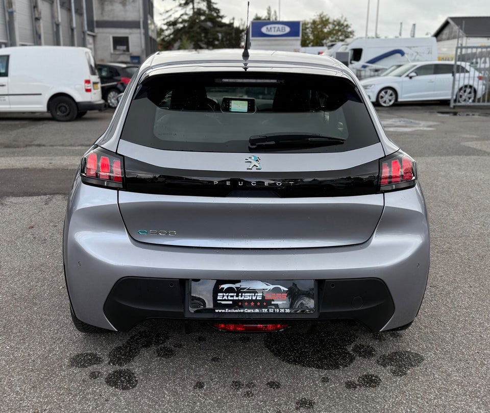 Peugeot e-208 50 Allure 5d