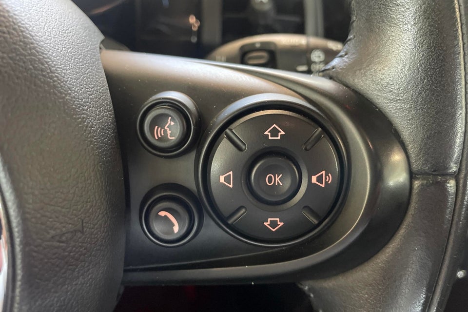 MINI Cooper SE Greenwich 3d