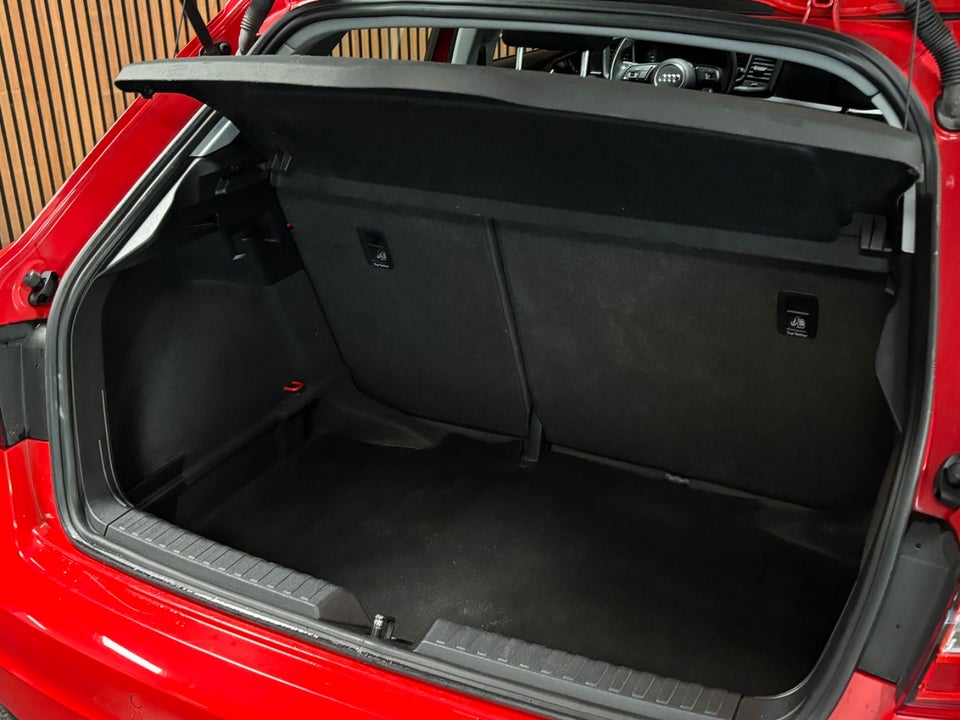 Audi A1 30 TFSi Advanced Sportback 5d