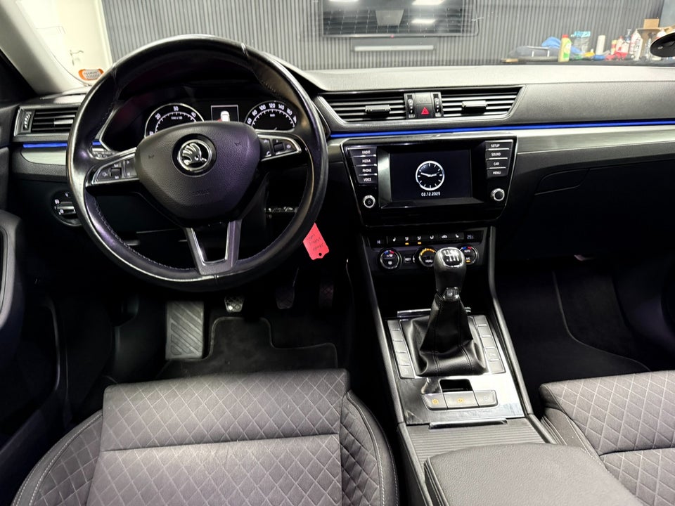 Skoda Superb 2,0 TDi 150 Ambition Combi 5d