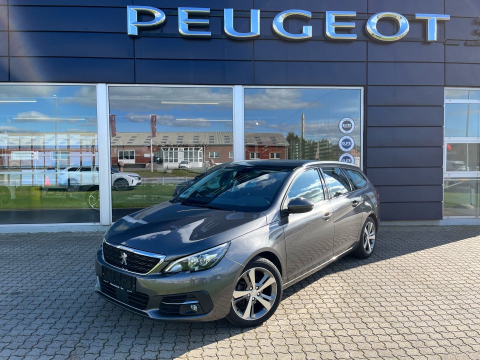 Peugeot 308 1,5 BlueHDi 130 Selection Sky SW EAT8 5d