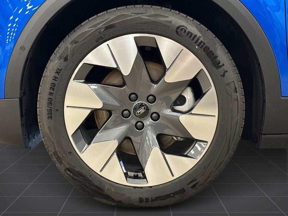 Ford Explorer 79 Premium Extended Range 5d