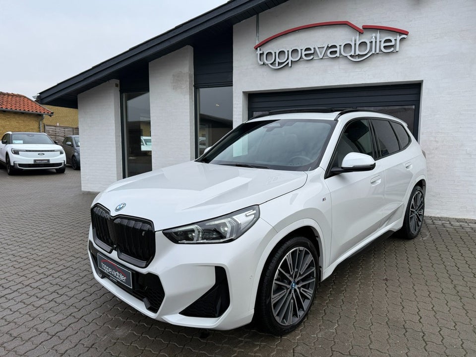 BMW iX1 eDrive20 Fully Charged M-Sport 5d