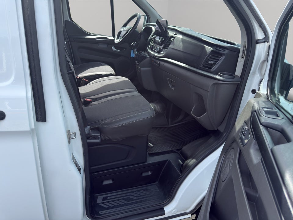 Ford Transit Custom 300 L1 2,0 TDCi 130 Ambiente
