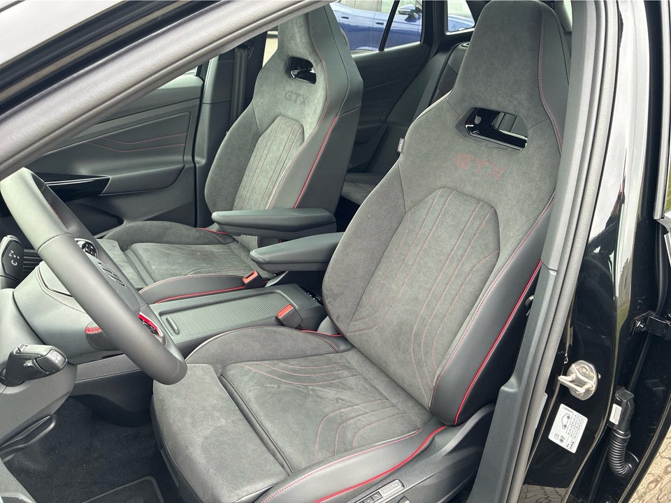 VW ID.4 79 GTX Max Edition 4Motion 5d