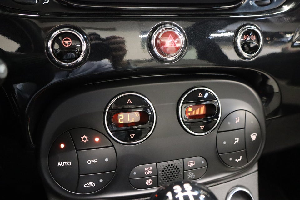 Fiat 500C 1,0 Hybrid Dolcevita 2d