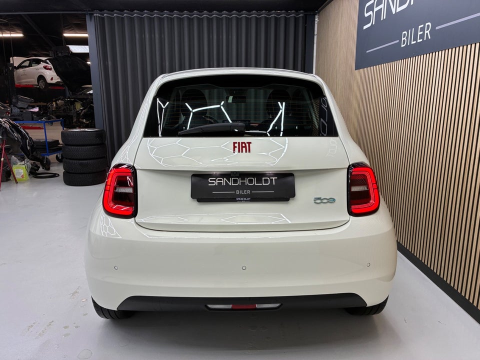 Fiat 500e 24 Icon 3d