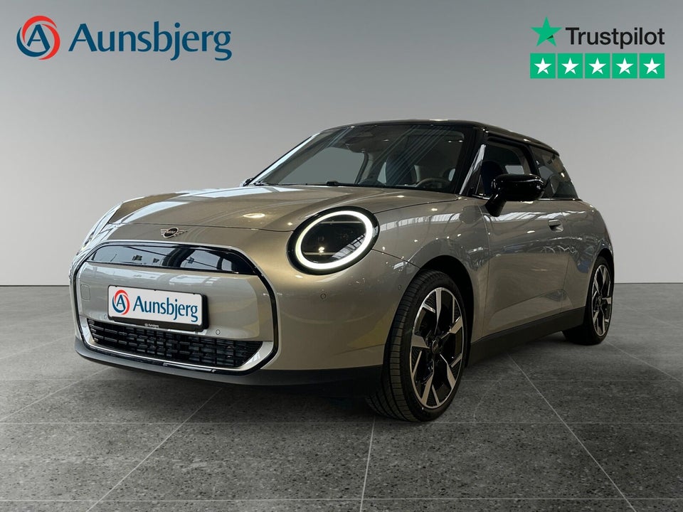 MINI Cooper E Classic Trim S 3d