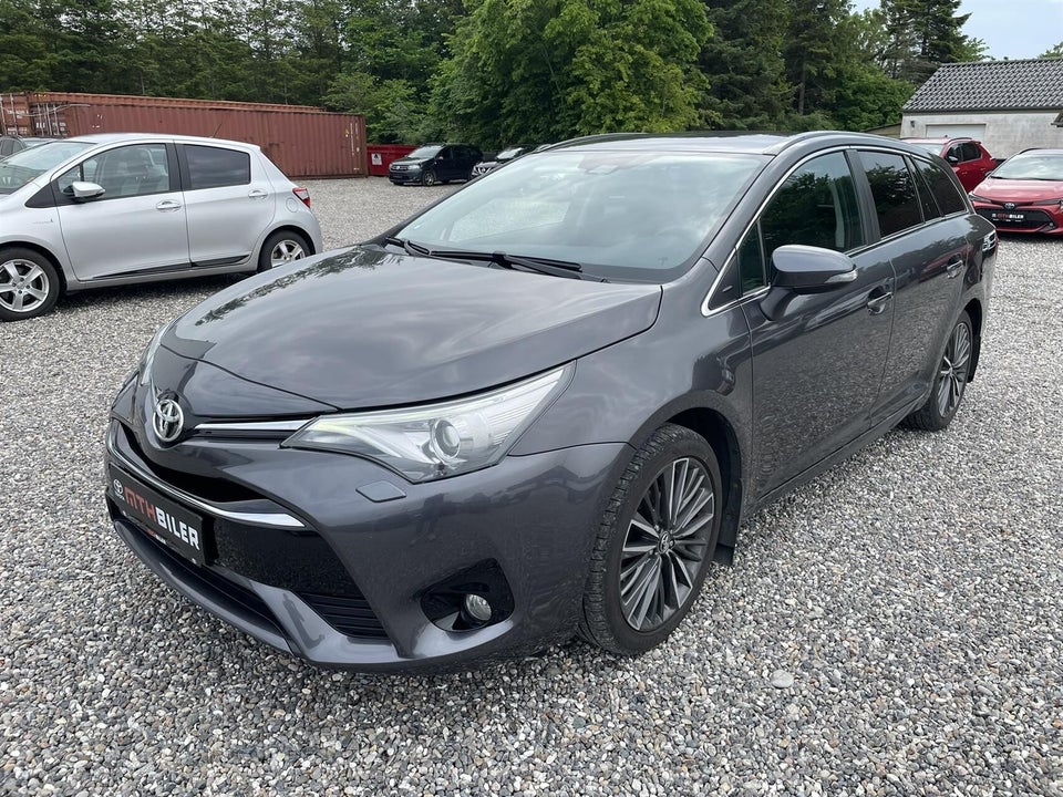 Toyota Avensis 1,8 VVT-i T2 Premium Touring Sports MDS 5d