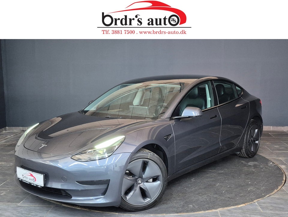 Tesla Model 3 Standard Range+ RWD 4d