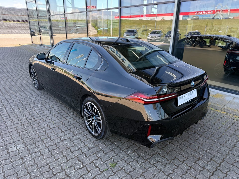 BMW i5 eDrive40 M-Sport 4d