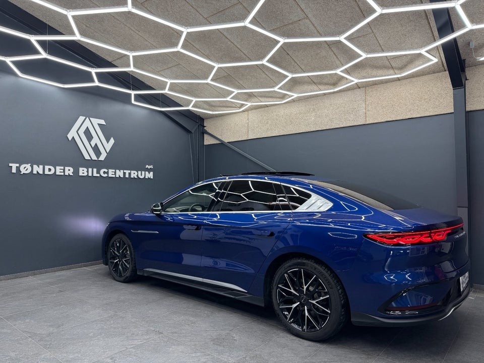 BYD Han 85 Design AWD 4d