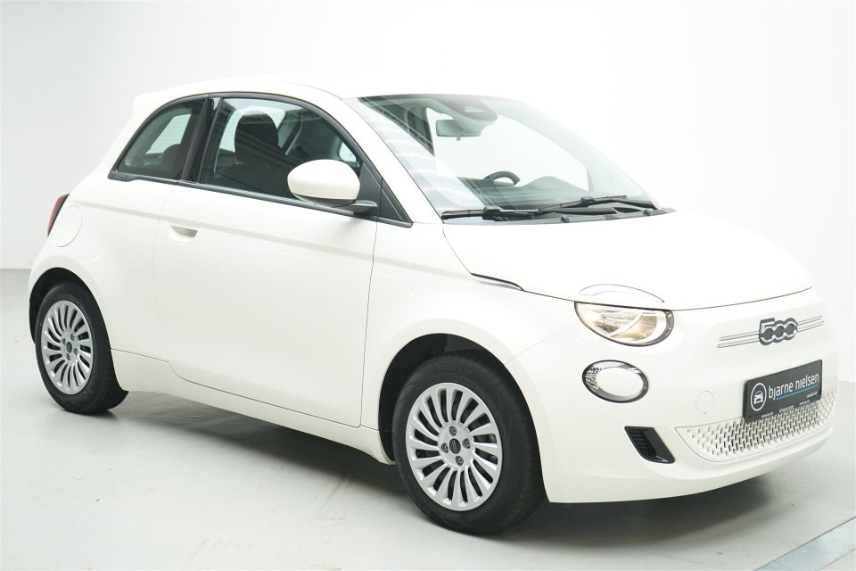 Fiat 500e 42 Icon 3d