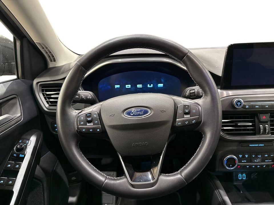 Ford Focus 1,0 EcoBoost Titanium X stc. aut. 5d