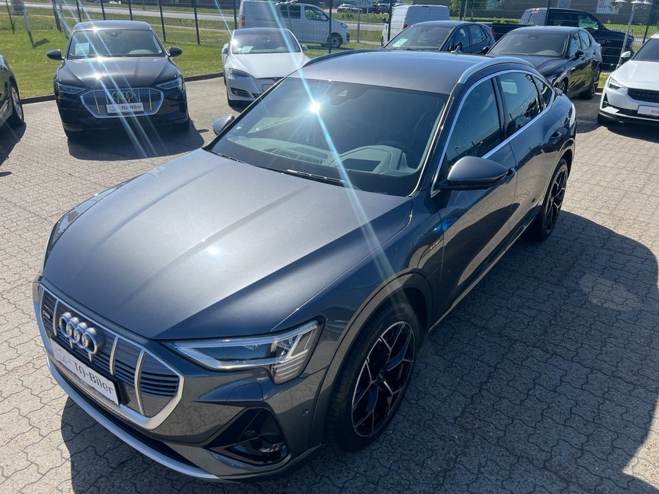 Audi e-tron 55 S-line Sportback quattro 5d