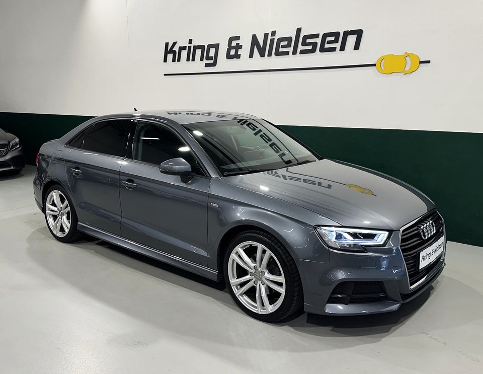 Audi A3 35 TFSi Sport Limited S-tr. 4d