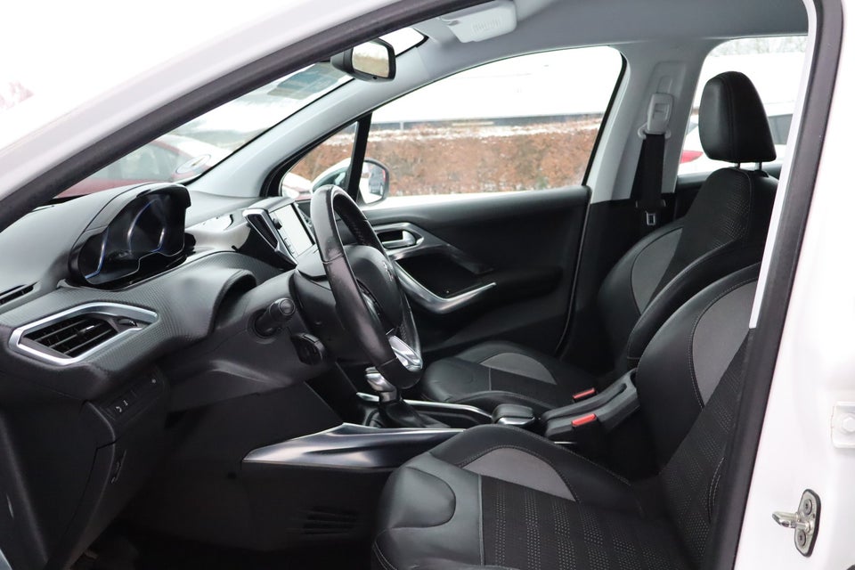 Peugeot 2008 1,2 VTi 82 Allure 5d