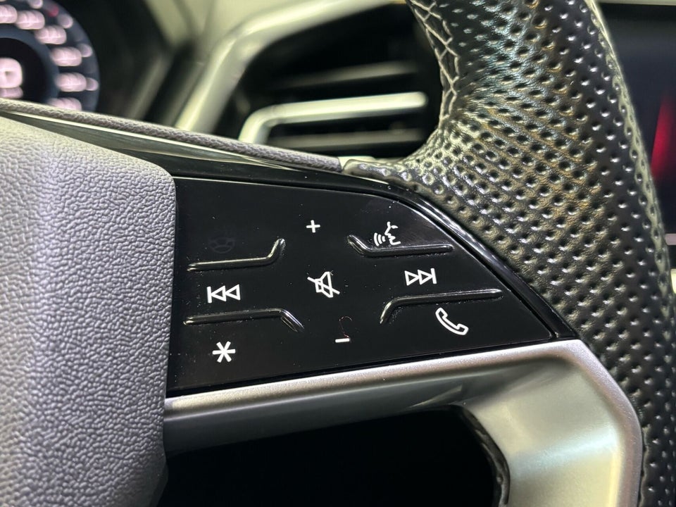 Audi Q4 e-tron 35 Attitude 5d