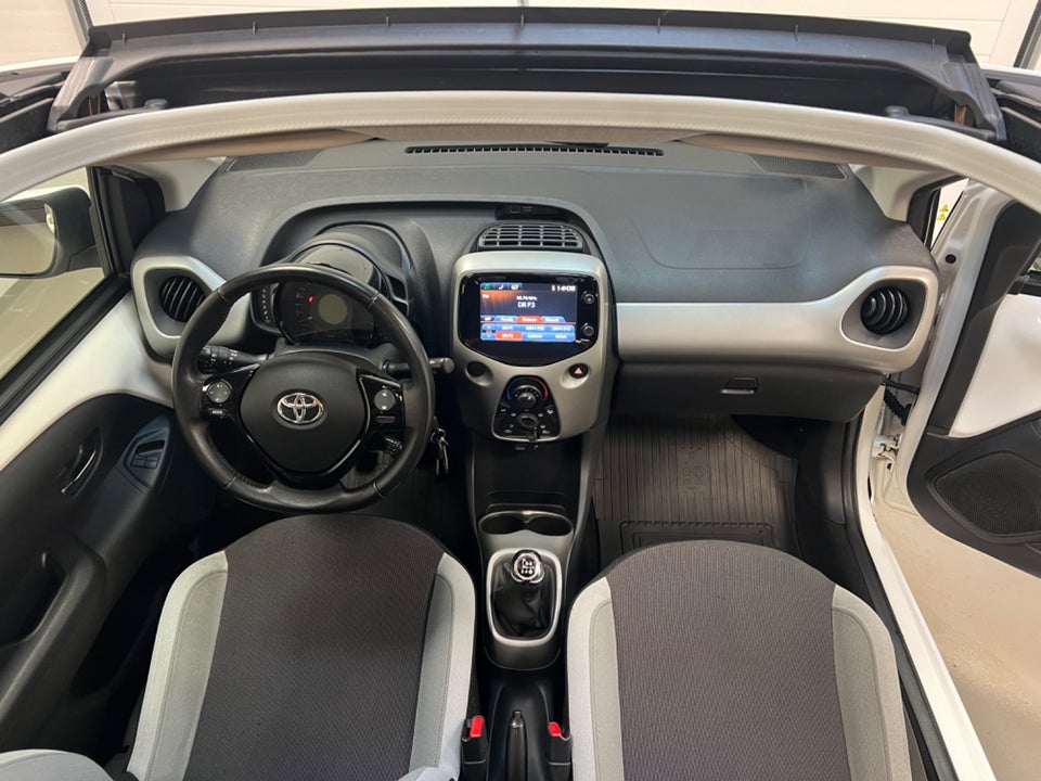 Toyota Aygo 1,0 VVT-i x-sky 5d