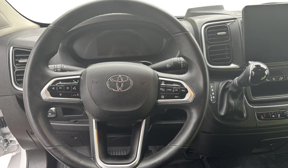 Toyota ProAce Max 2,2 D 180 Comfort Master Kassevogn L3H2 aut.