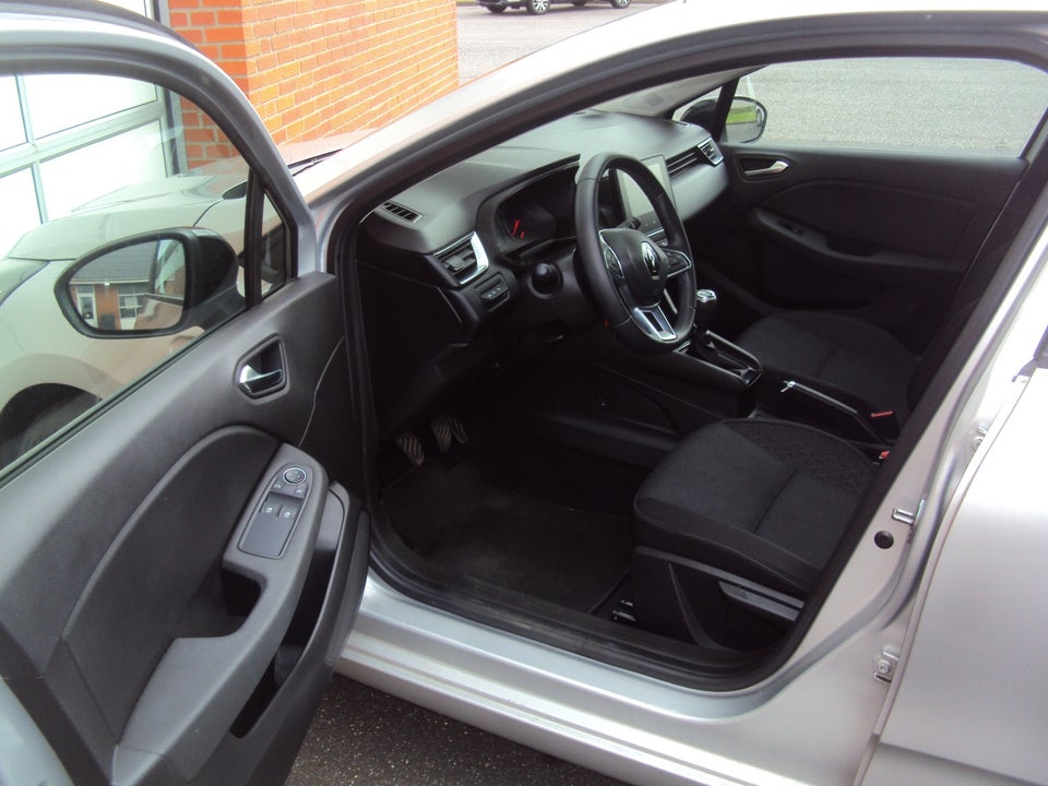 Renault Clio V 1,0 TCe 90 Equilibre 5d