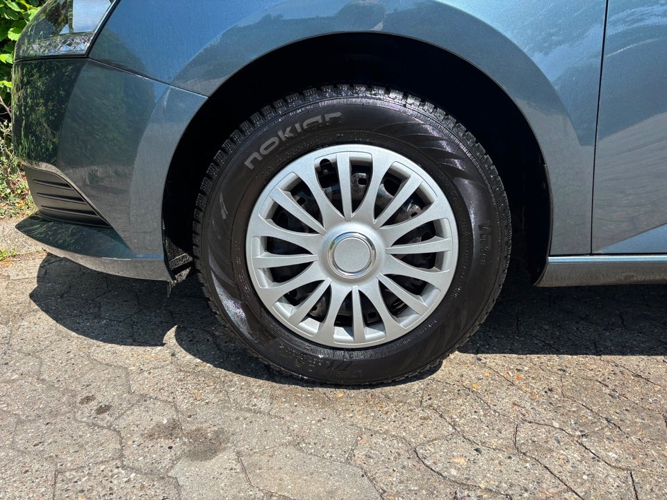 Skoda Fabia 1,0 MPi 75 Ambition Combi 5d