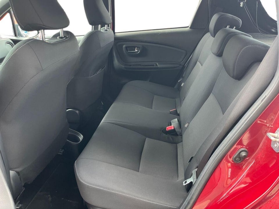 Toyota Yaris 1,5 Hybrid Spirit e-CVT 5d