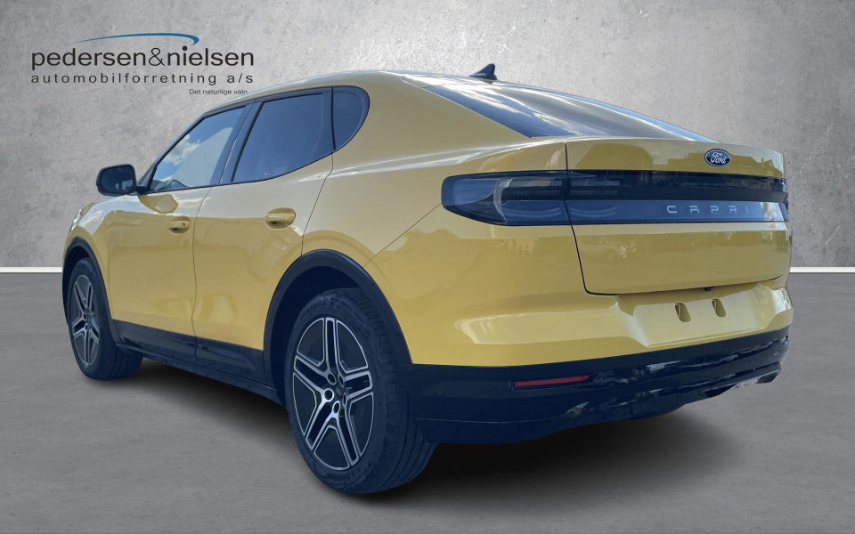 Ford Capri 84 Premium Extended Range AWD 5d