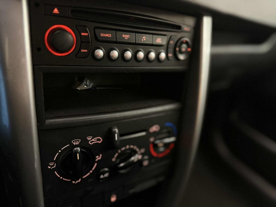 Peugeot 207 1,6  5d