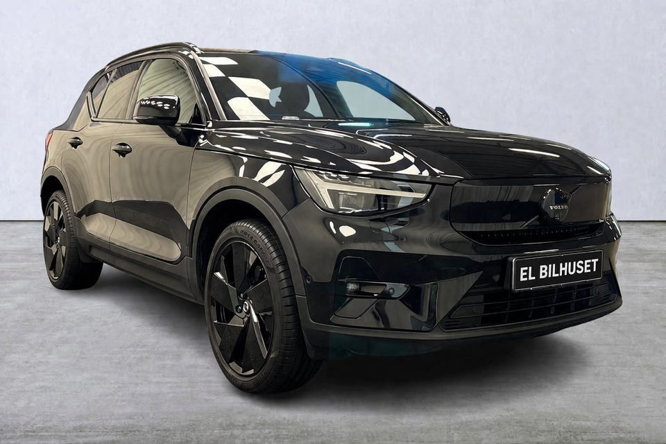 Volvo EX40 Extended Range Black Edition 5d