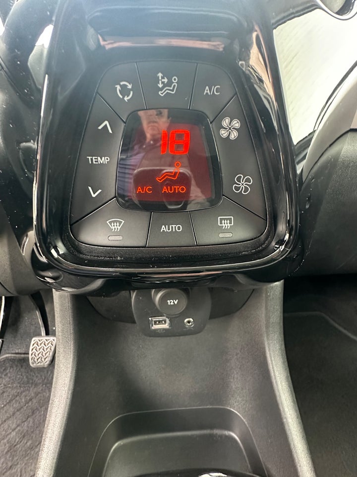 Peugeot 108 1,0 e-VTi 69 Edition+ 5d