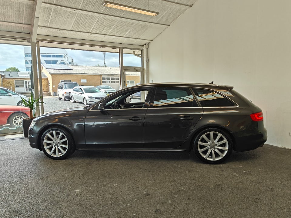 Audi A4 2,0 TDi 136 S-line Avant 5d