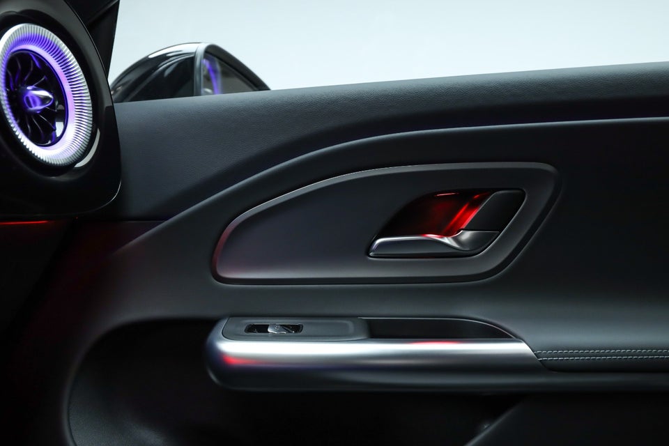 Mercedes CLA250+ EQ Progressive Advance Plus 4d