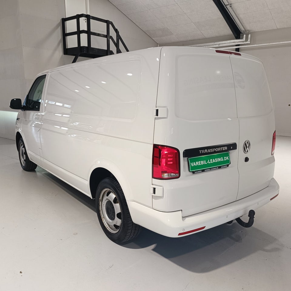 VW Transporter 2,0 TDi 204 Kassevogn DSG lang