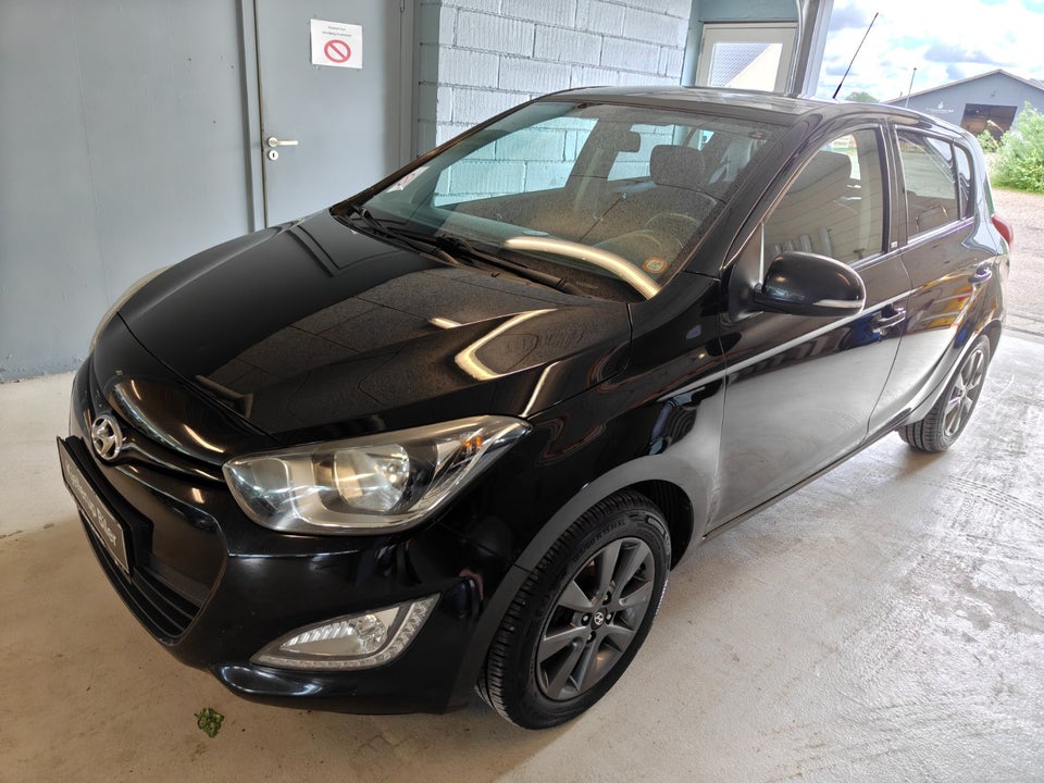 Hyundai i20 1,25 Comfort 5d