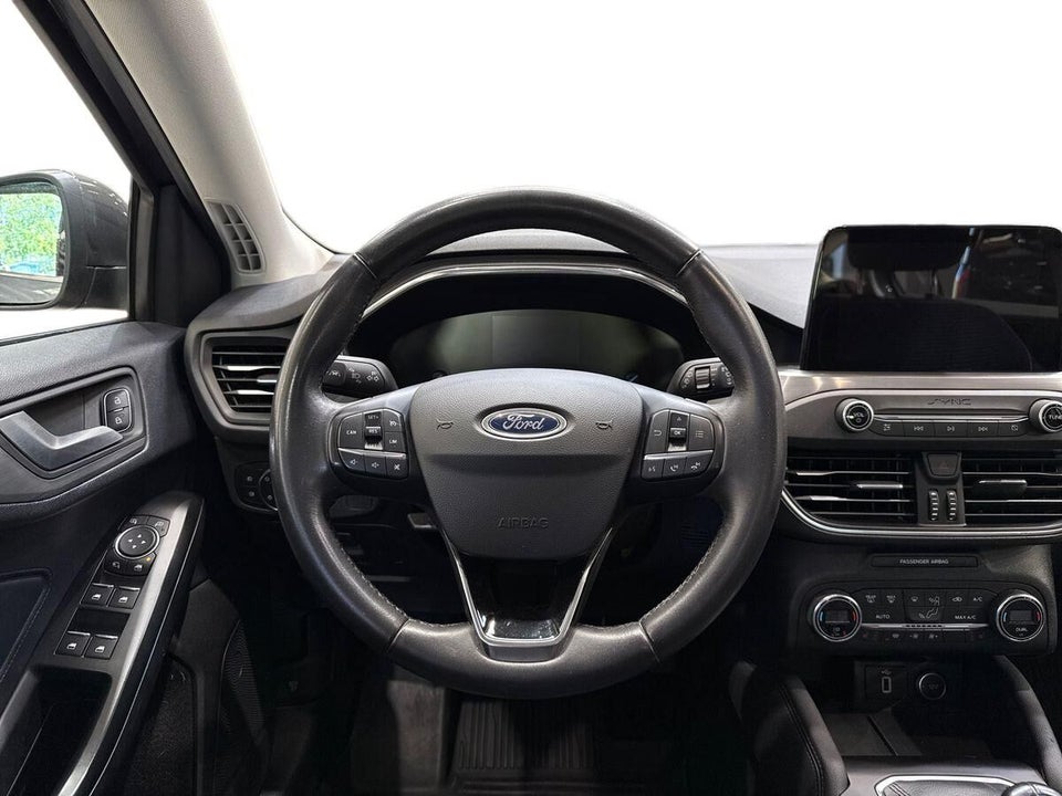 Ford Focus 1,0 EcoBoost Titanium stc. 5d