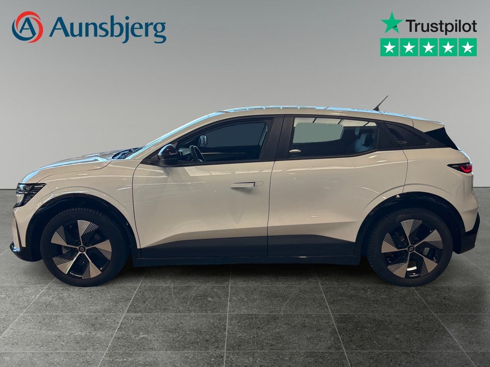 Renault Megane E-Tech 40 Equilibre 5d