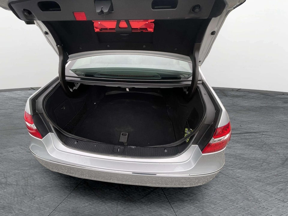 Mercedes E350 3,5 Elegance aut. 4Matic 4d