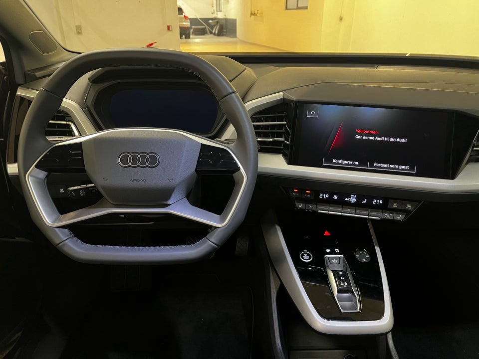Audi Q4 e-tron 45 S-line 5d