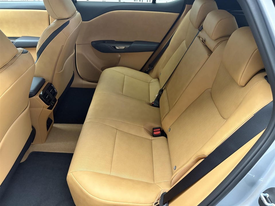 Lexus RZ300e Executive 5d