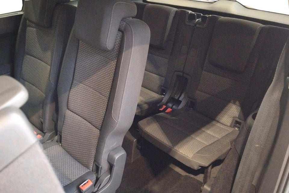 VW Touran 1,5 TSi 150 Comfortline Family DSG 7prs 5d