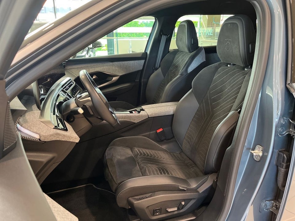 Peugeot e-5008 77 GT Pack 7prs 5d