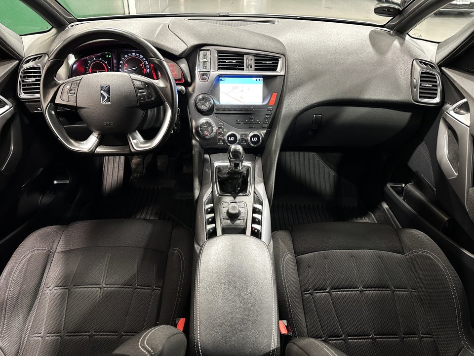 DS DS 5 1,6 BlueHDi 120 Design 5d