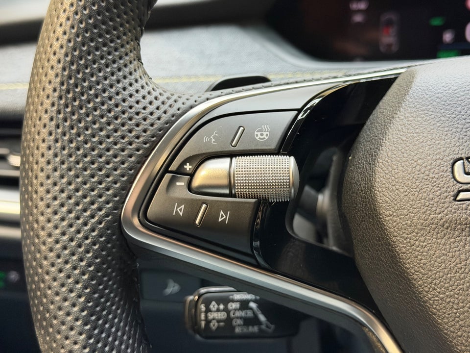 Skoda Elroq 85 iV Lodge 5d