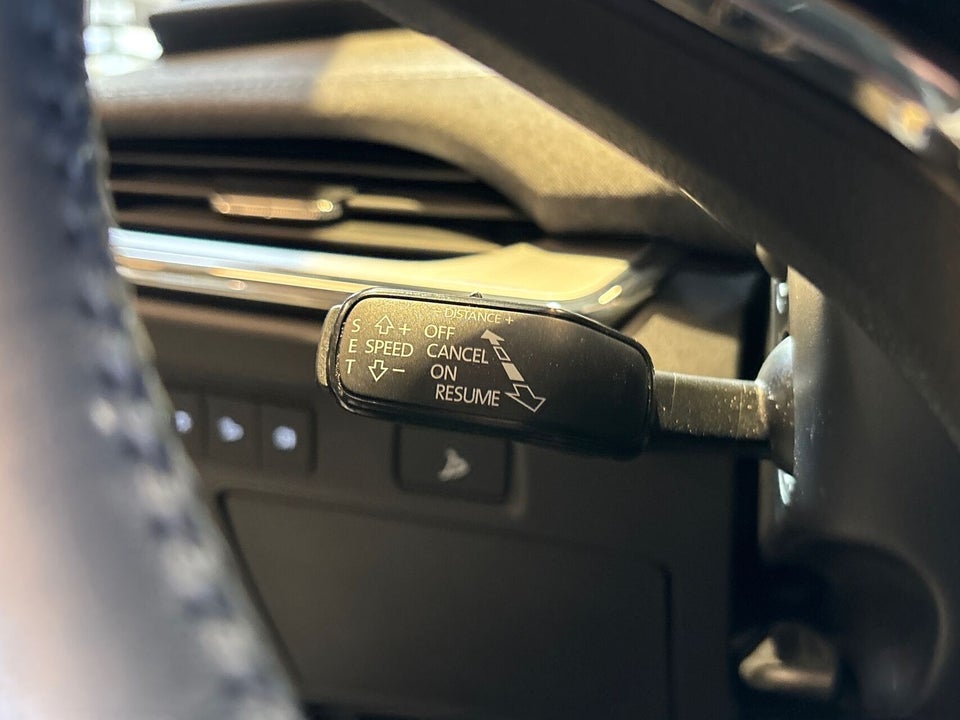 Skoda Enyaq 60 iV Plus 5d