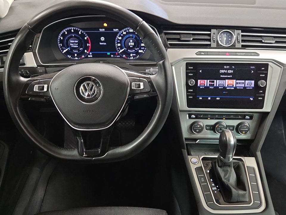 VW Passat 1,8 TSi 180 Comfortline Premium DSG 4d